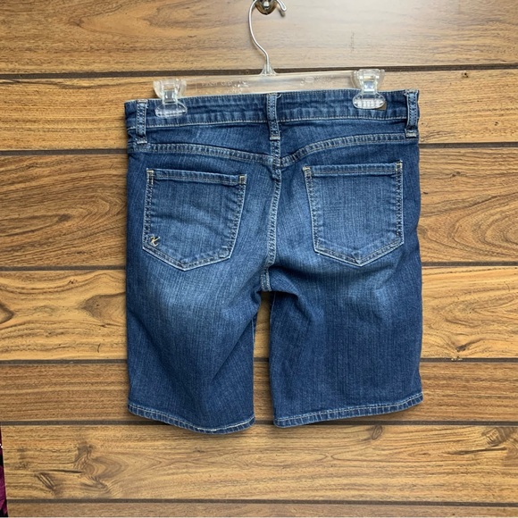 Kut from the Kloth dark wash jean shorts size 4. Catherine style boyfriend - Picture 3 of 7